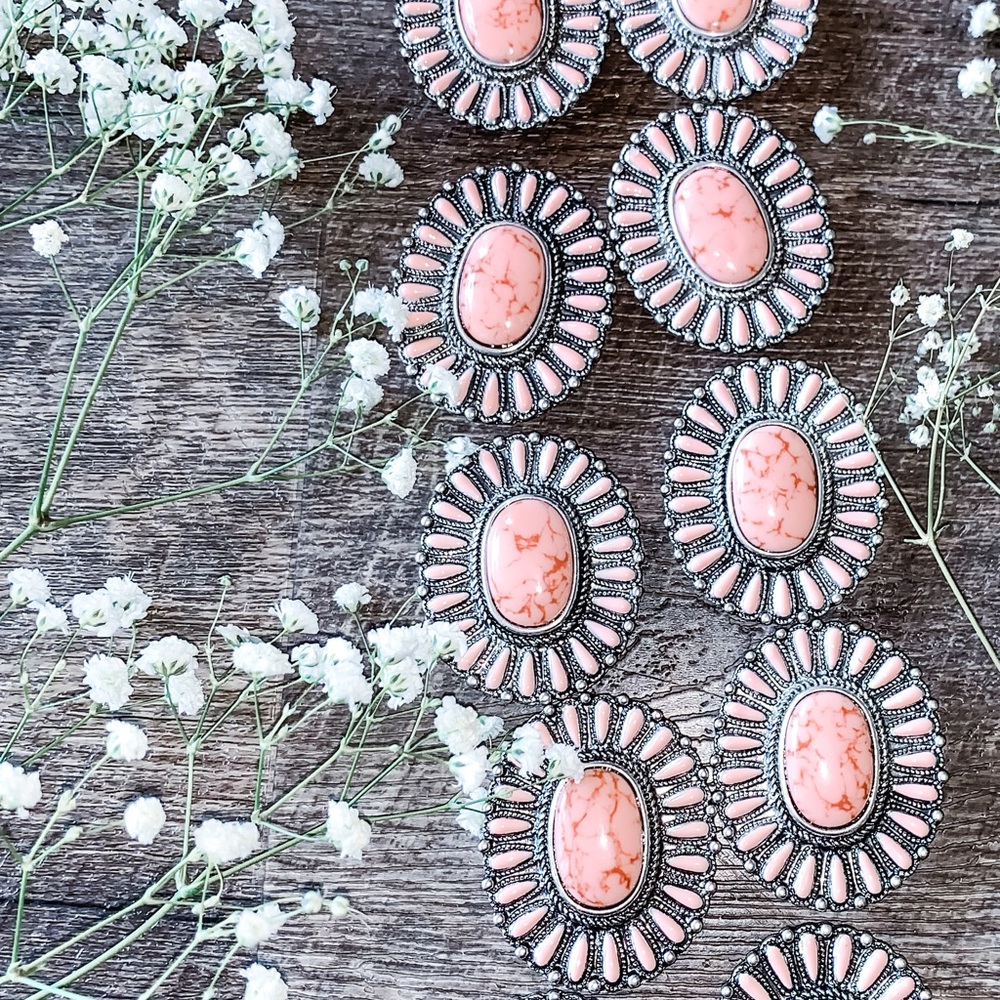 NWT Stone Pop Socket